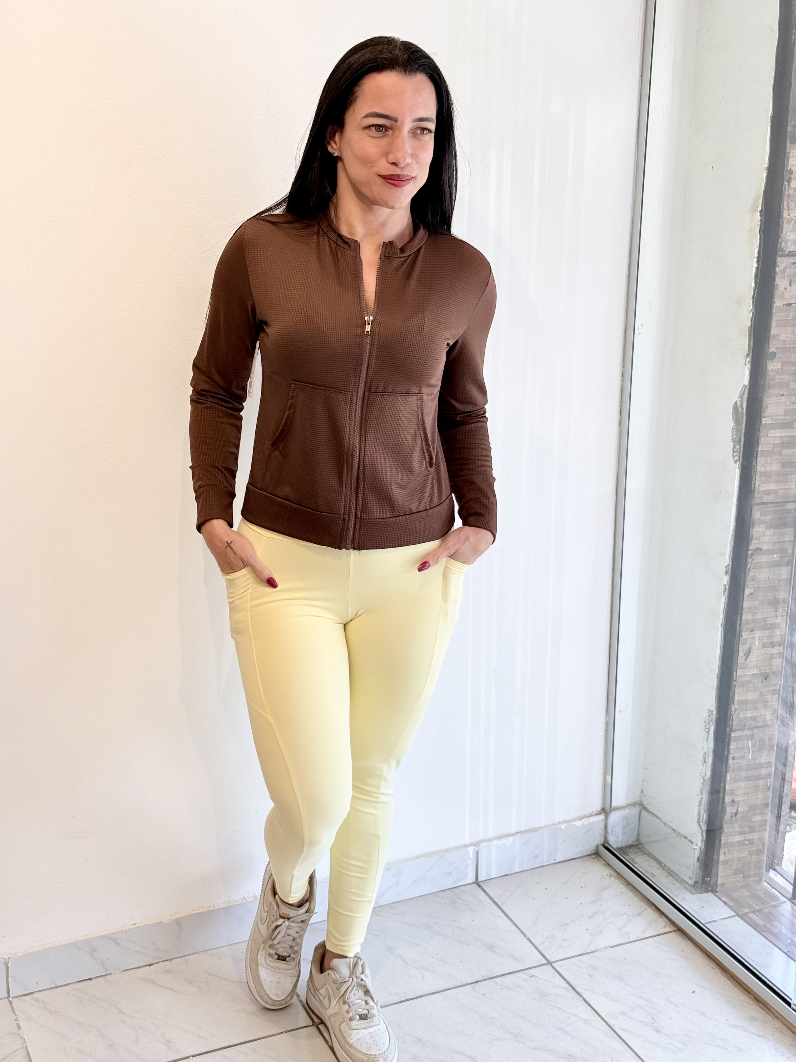 CALCA LIVE GOLD AMARELA VESTE 38/46